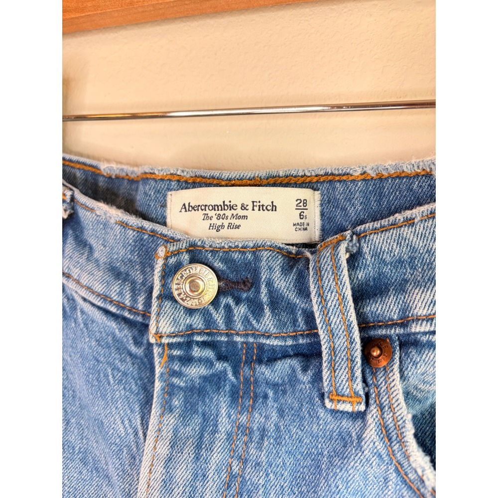 Abercrombie & Fitch The 80"s Mom High Rise Wide Leg Distressed Jeans 28 - Picture 2 of 8